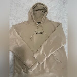Beige Nike Hoodie Med.